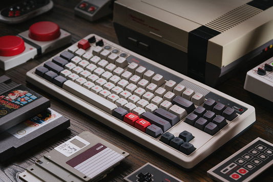 Explorando la Nostalgia a través de los Teclados Mecánicos Retro de 8Bitdo: Ediciones N y Fami
